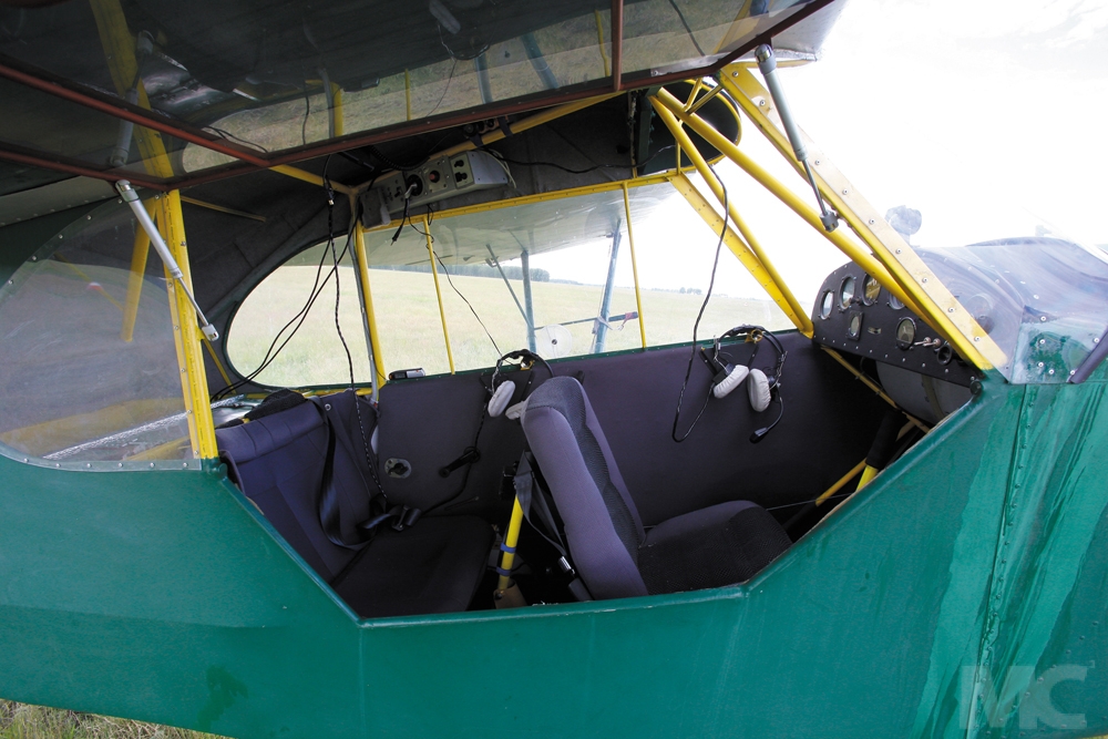 Симферопольский летчик Виктор Юзва своими руками построил шесть самолетов